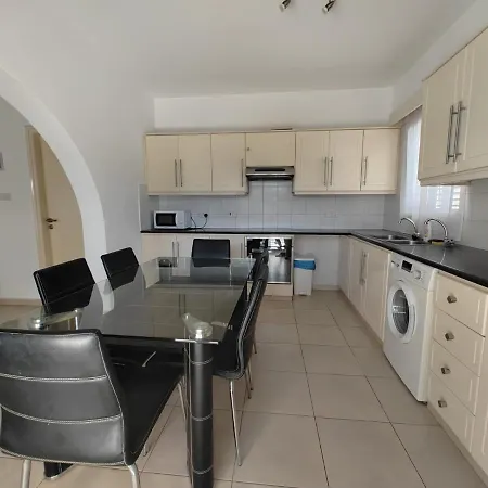 Kato 2 Bedroom House - Tourist Location Дом отдыха Пафос