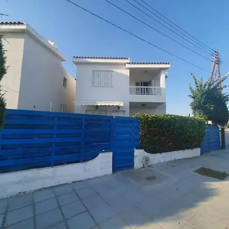Дом отдыха Kato 2 Bedroom House - Tourist Location Пафос
