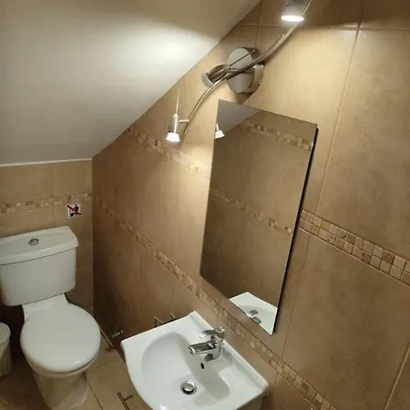 Kato 2 Bedroom House - Tourist Location *