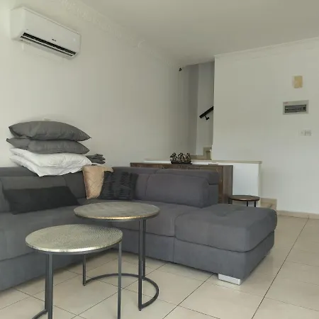 Kato 2 Bedroom House - Tourist Location 度假居 Paphos