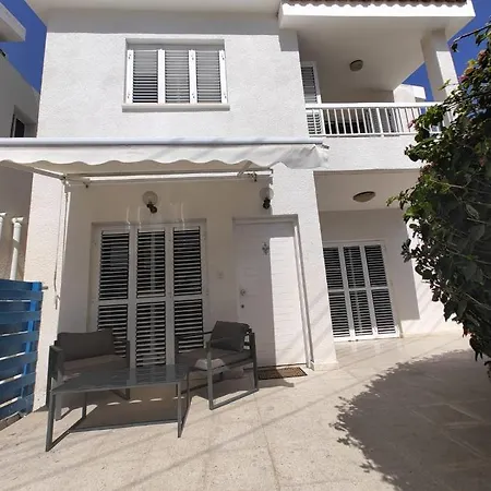 Kato 2 Bedroom House - Tourist Location Feriehus Paphos