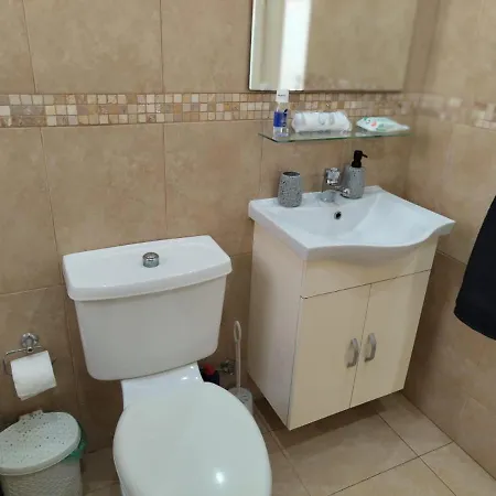 Kato 2 Bedroom House - Tourist Location *